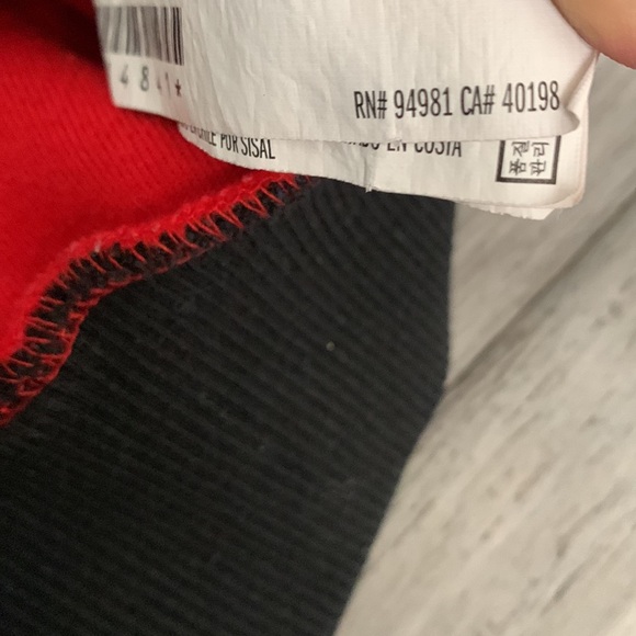 Grinch Forever 21 Hoodie Sweatshirt Size  S Red Pullover Embroidered Loose Fit - Picture 13 of 13